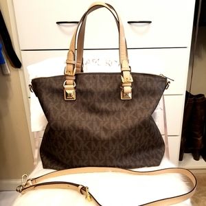 Michael Kors Tote